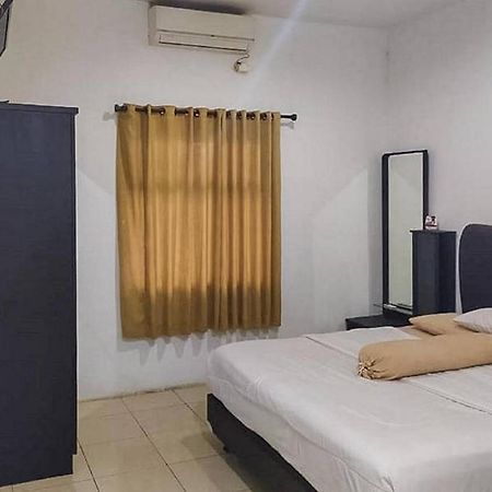 Graha Ht Sumantri Mitra Reddoorz Hotell Tasikmalaya Exteriör bild
