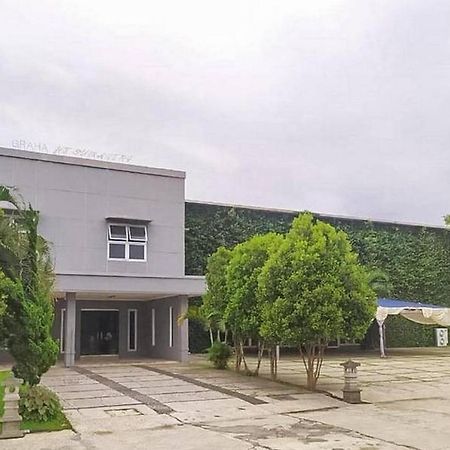 Graha Ht Sumantri Mitra Reddoorz Hotell Tasikmalaya Exteriör bild