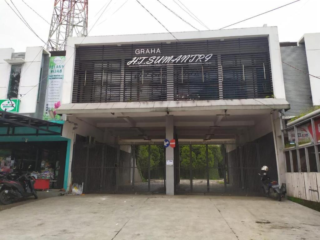 Graha Ht Sumantri Mitra Reddoorz Hotell Tasikmalaya Exteriör bild