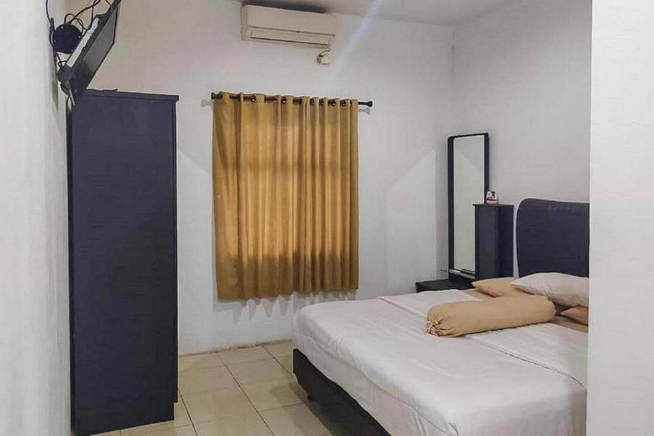 Graha Ht Sumantri Mitra Reddoorz Hotell Tasikmalaya Exteriör bild